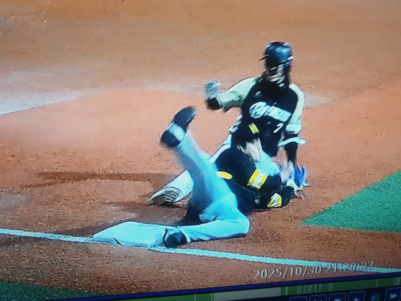 게임갤러리 리스트 이미지