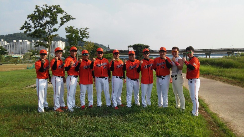BandPhoto_2016_08_14_23_45_04.jpg